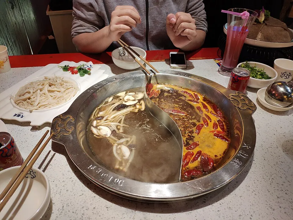 火锅, photo 2 of 3