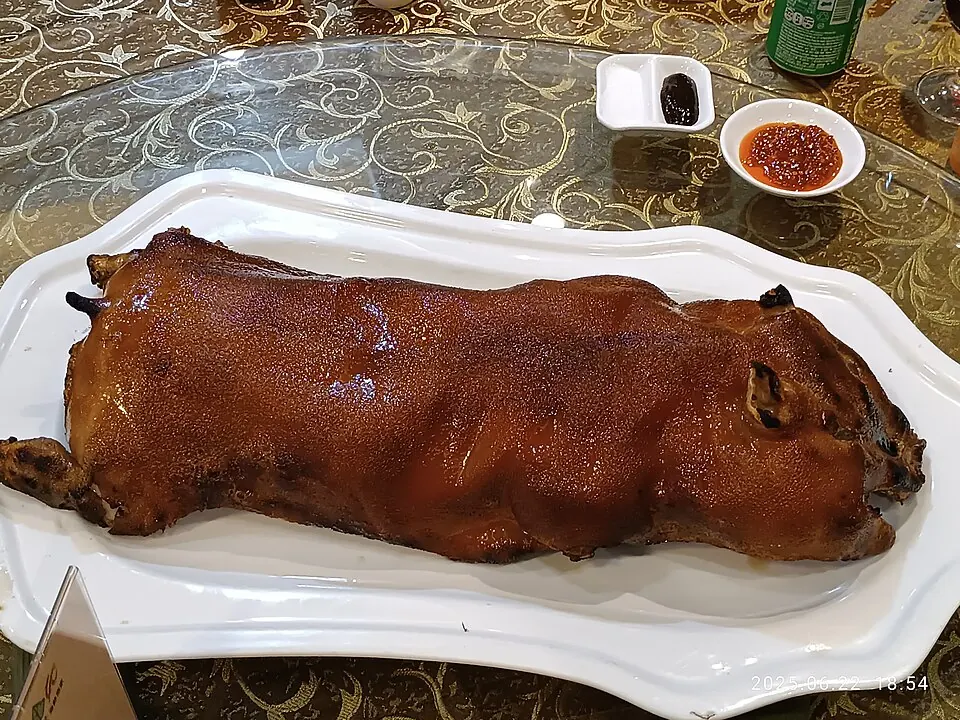 烤乳猪, photo 3 of 3