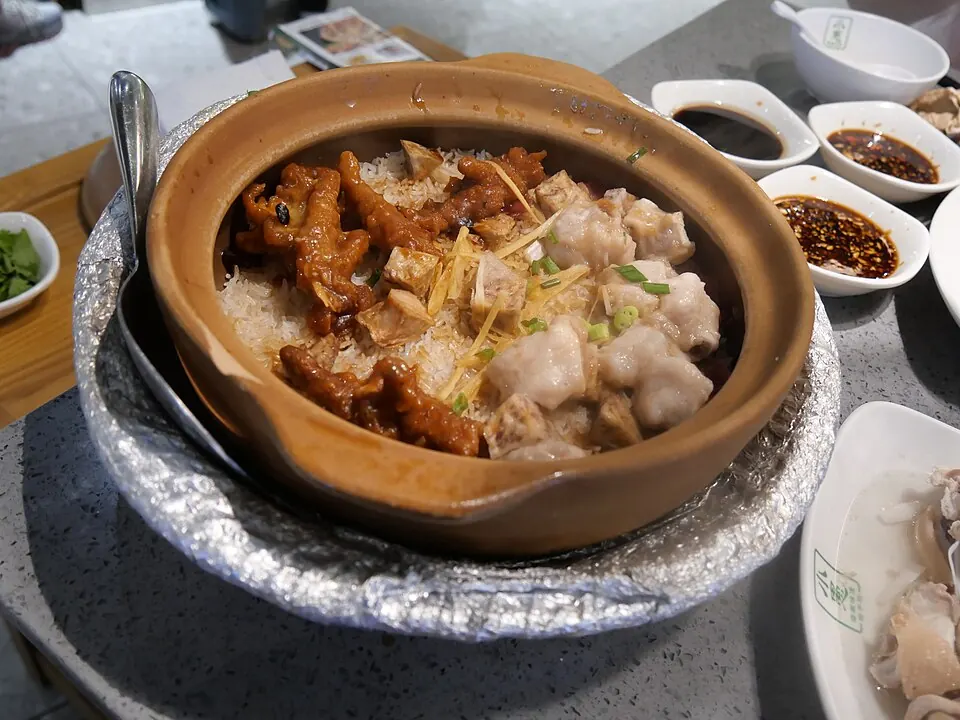 煲仔饭, photo 2 of 3