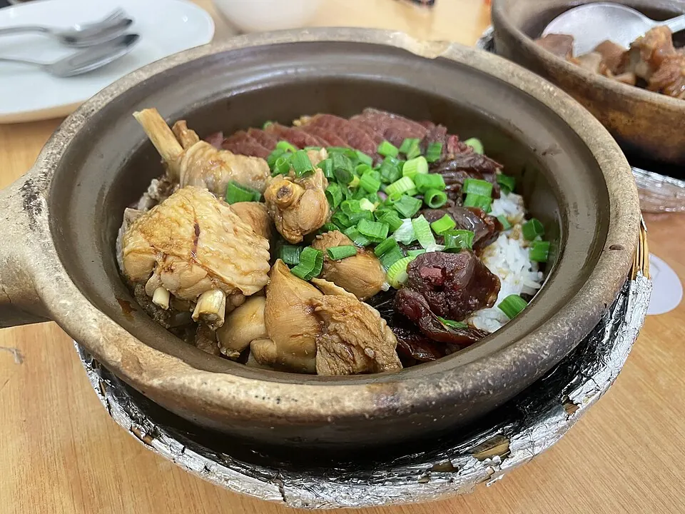煲仔饭, photo 3 of 3