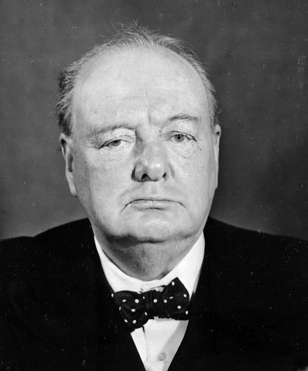 Winston Churchill, photo 3 of 3