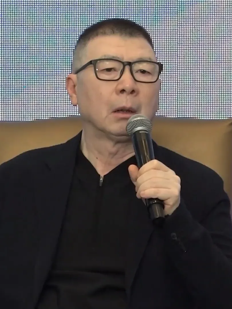 Feng Xiaogang, photo 2 of 2
