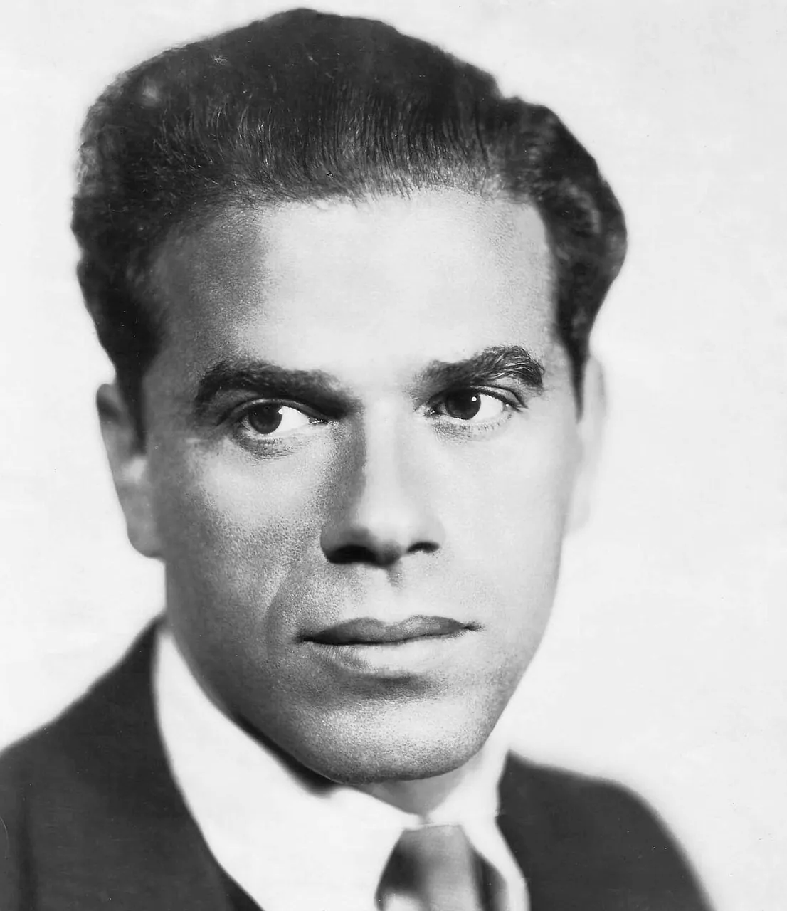 Frank Capra, photo 1 of 2