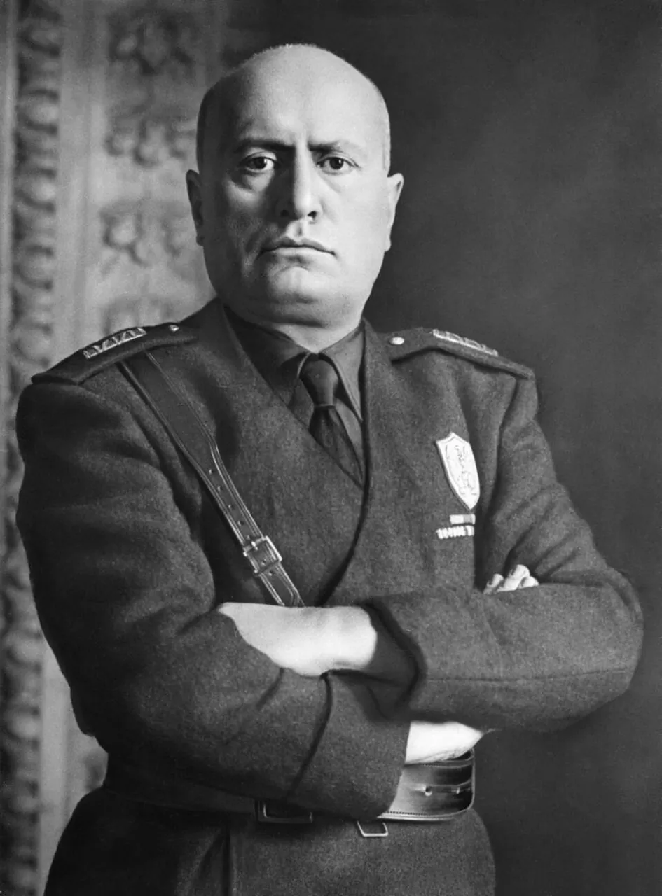 Benito Mussolini, photo 1 of 3