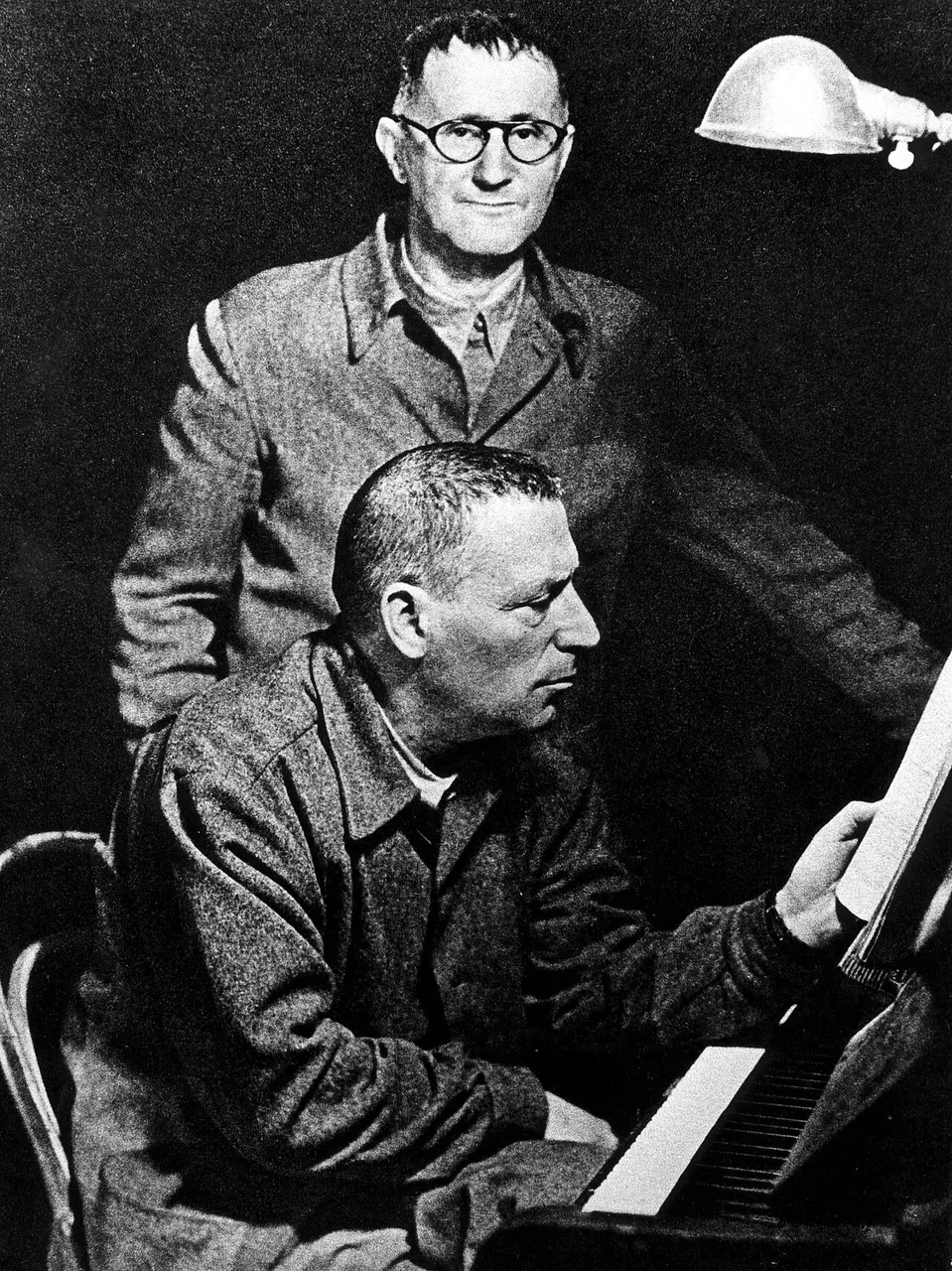 Bertolt Brecht, photo 2 of 3