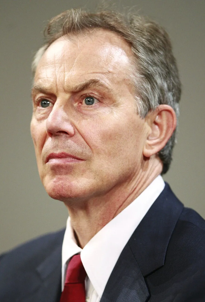 Tony Blair, photo 2 of 3