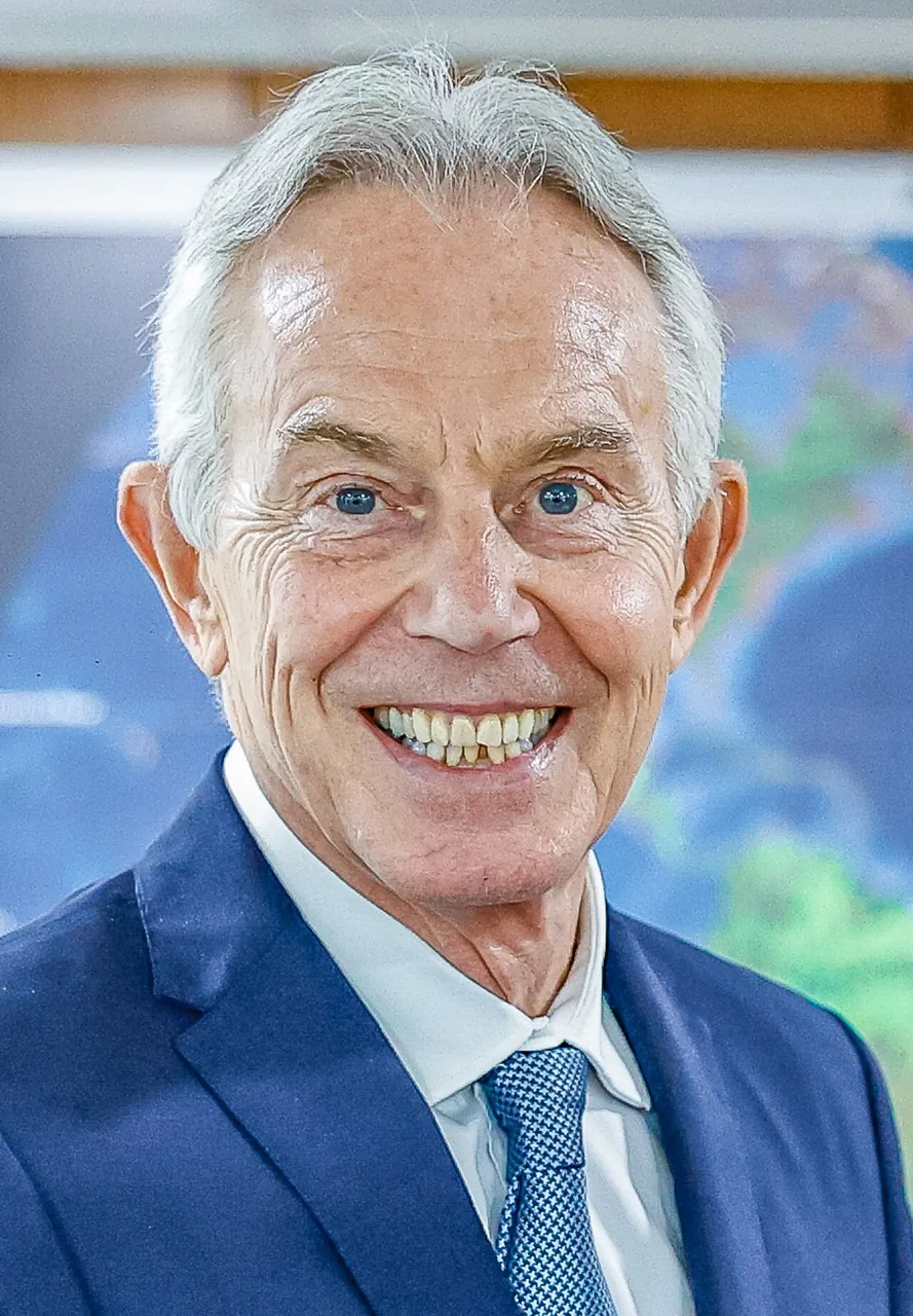 Tony Blair, photo 3 of 3