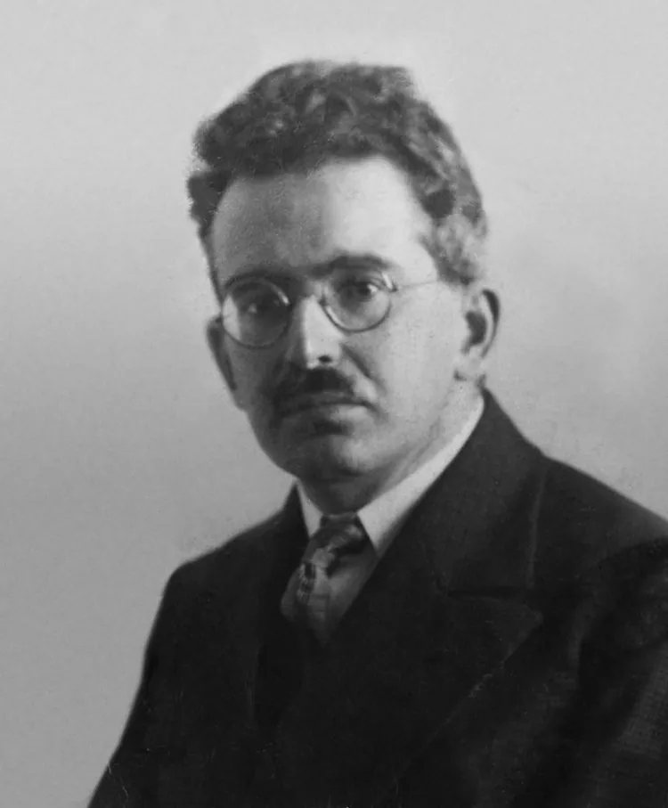 Walter Benjamin, photo 1 of 1