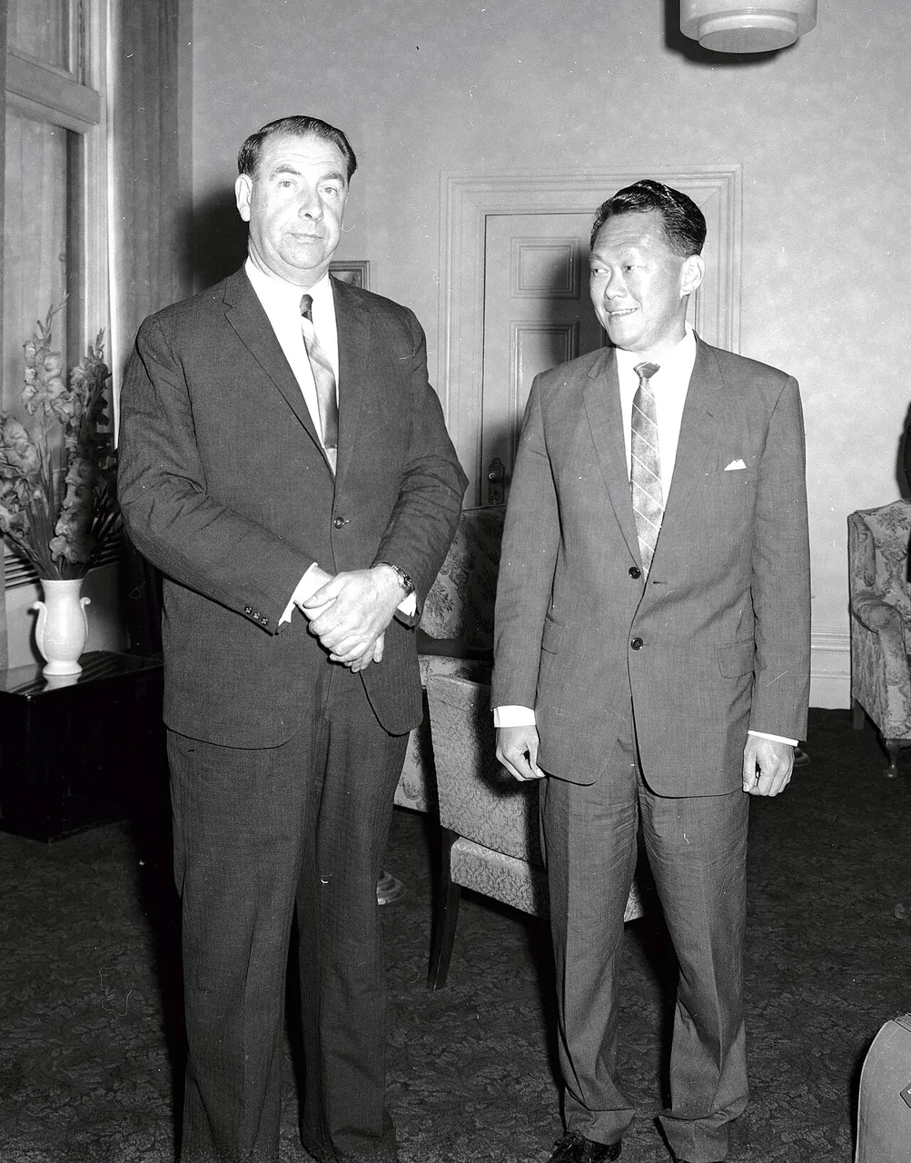 Lee Kuan Yew, photo 2 of 2
