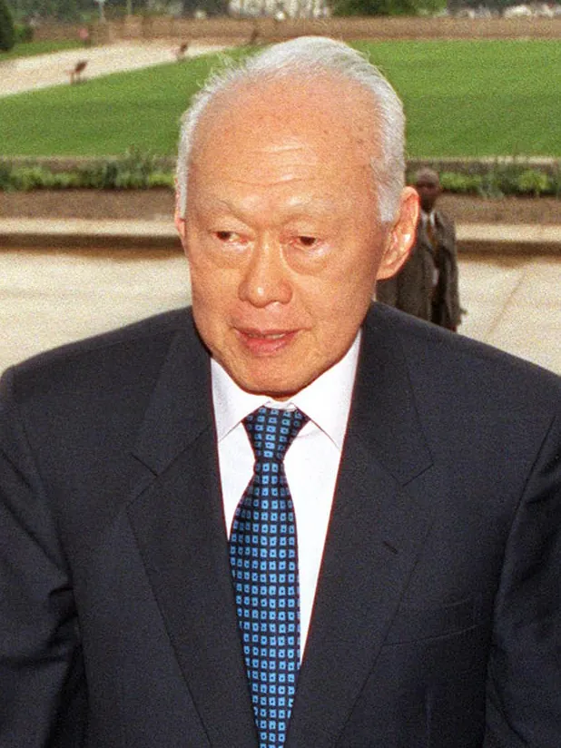 Lee Kuan Yew, photo 1 of 2