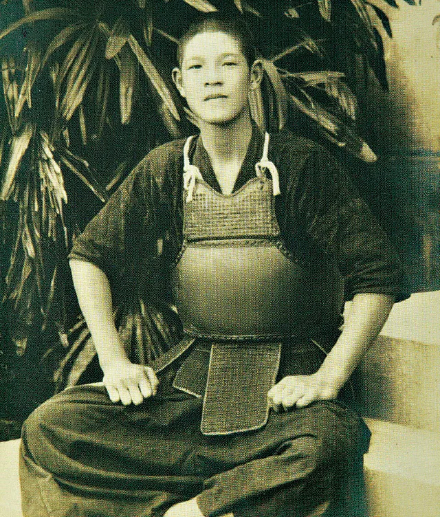 Lee Teng-hui, photo 1 of 2