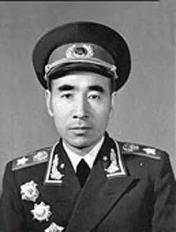 Lin Biao, photo 1 of 3