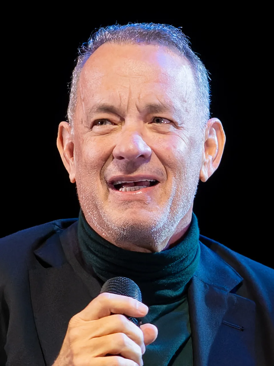 Tom Hanks, photo 2 of 2