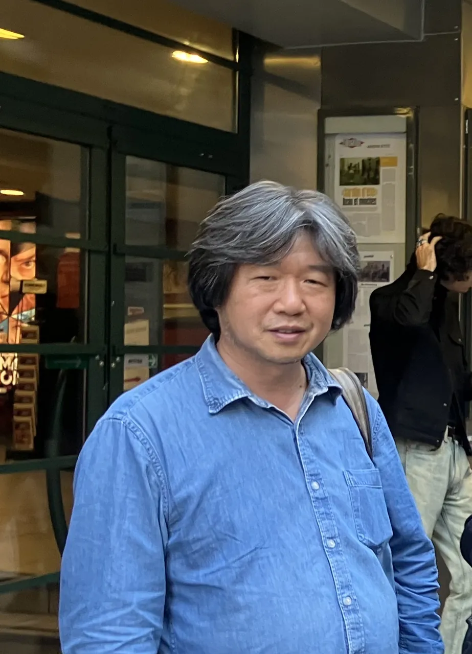 Wang Bing, photo 1 of 1