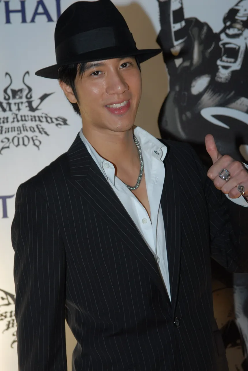Wang Leehom, photo 2 of 2