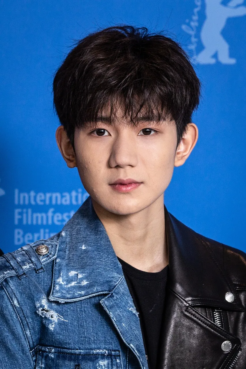 Roy Wang, photo 1 of 3