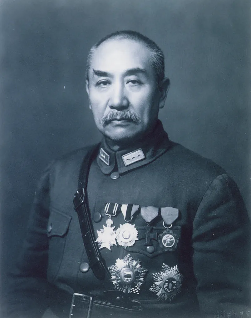 Yan Xishan, photo 1 of 3