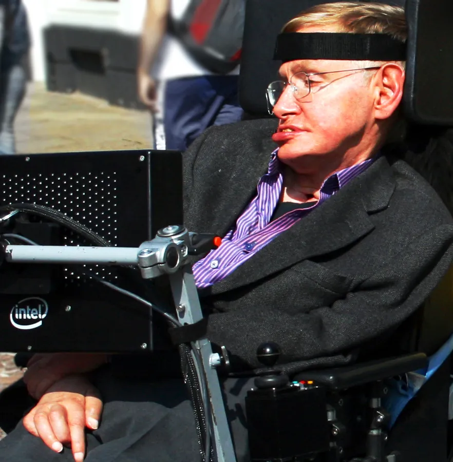 Stephen Hawking, photo 1 of 2